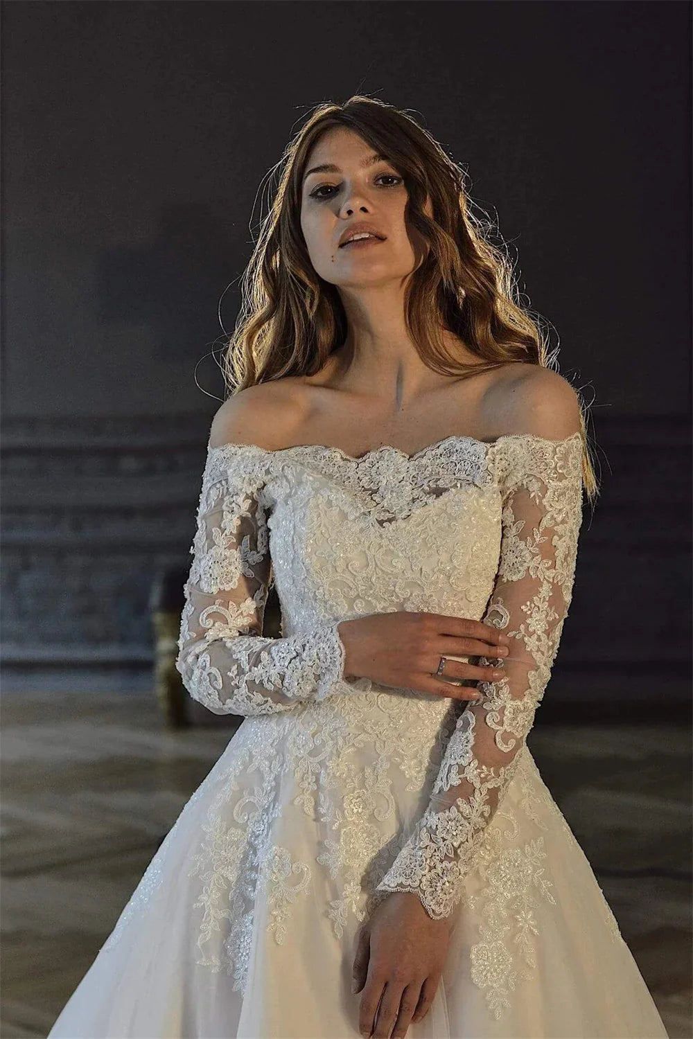 Vintage Off The Shoulder  Long Sleeves Lace Applique  A Line Wedding Dresses Sweep Train 2025 Vestido De Noival
